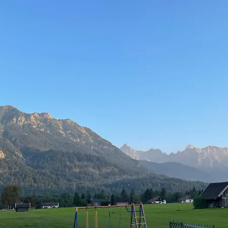 Landhaus Bergkulisse Appartement *